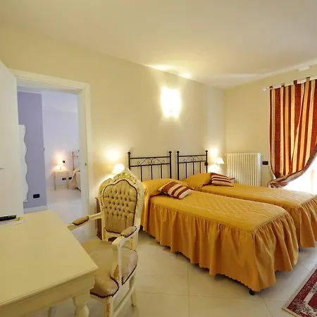 Cascina Varie Farm stay *