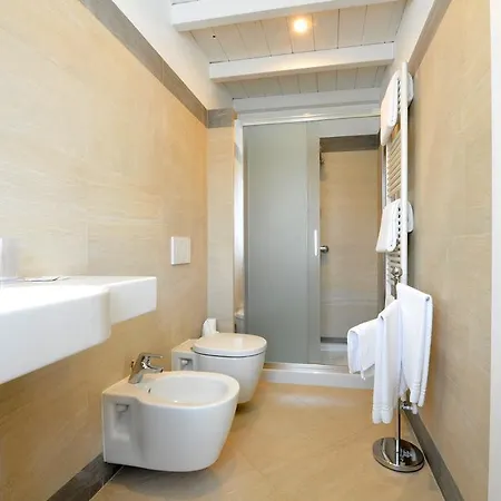 Cascina Varie Farm stay *