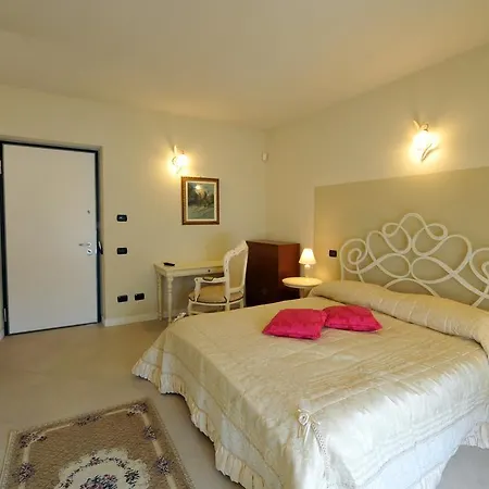 Cascina Varie * Castagnito